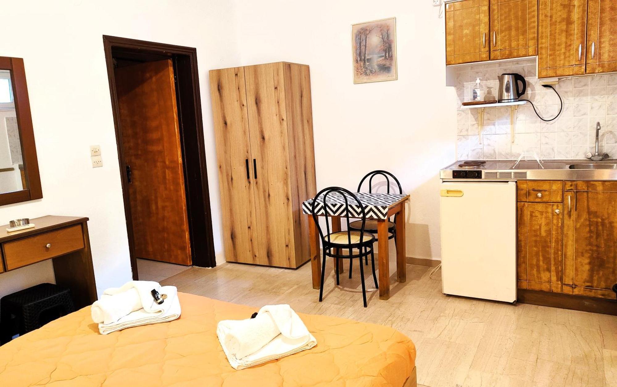 Eleni Apartments Sant George Beach Agios Georgios  Exterior foto