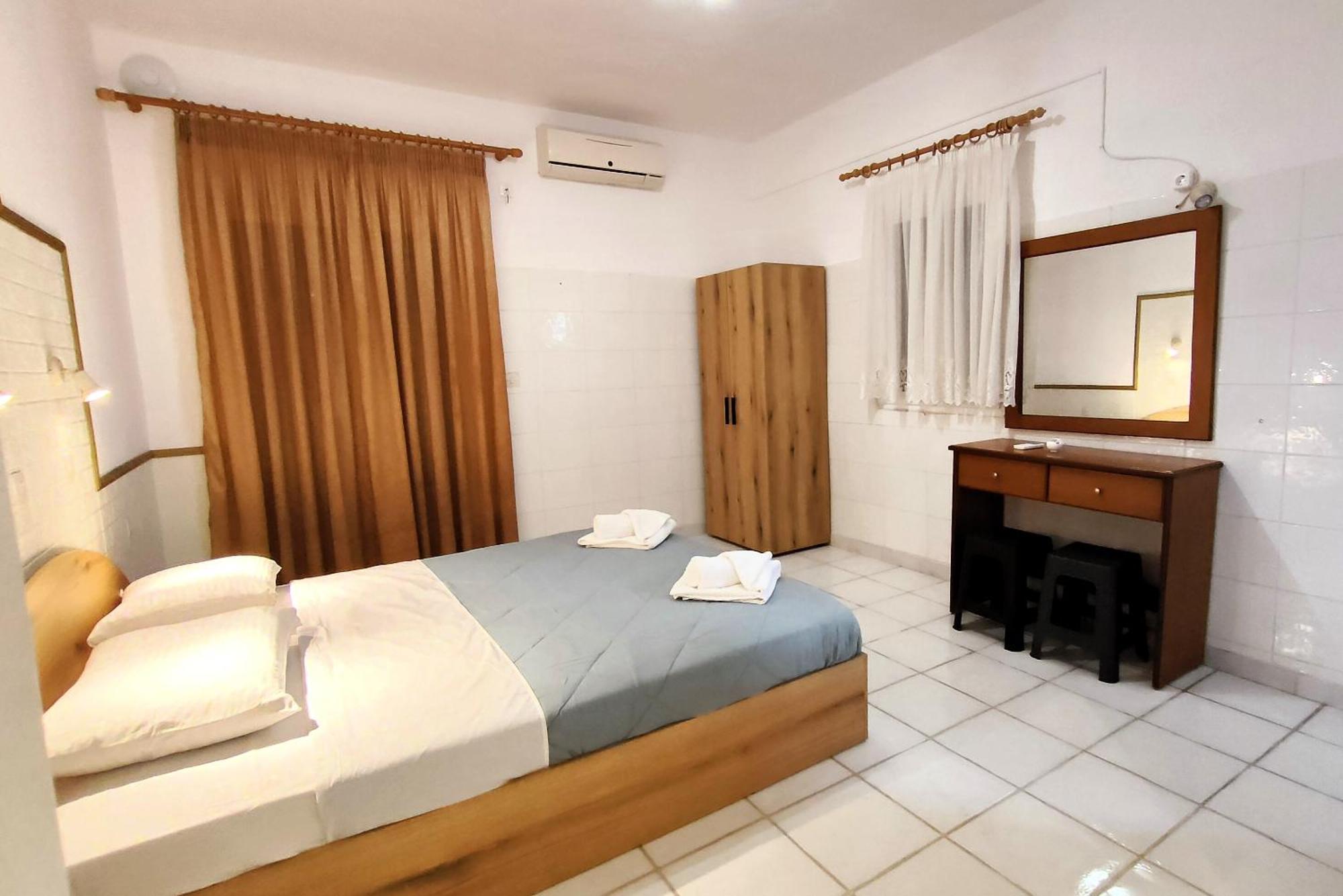 Eleni Apartments Sant George Beach Agios Georgios  Exterior foto